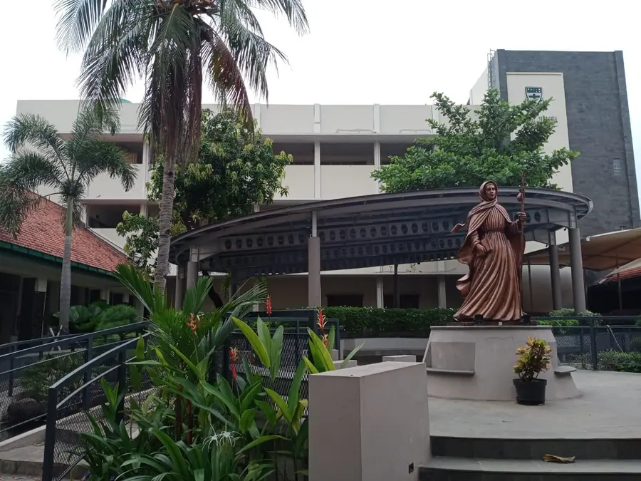 SD SANTA THERESIA