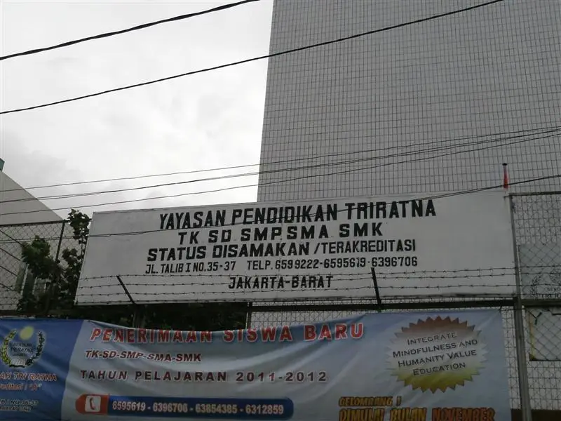 SD TRI RATNA