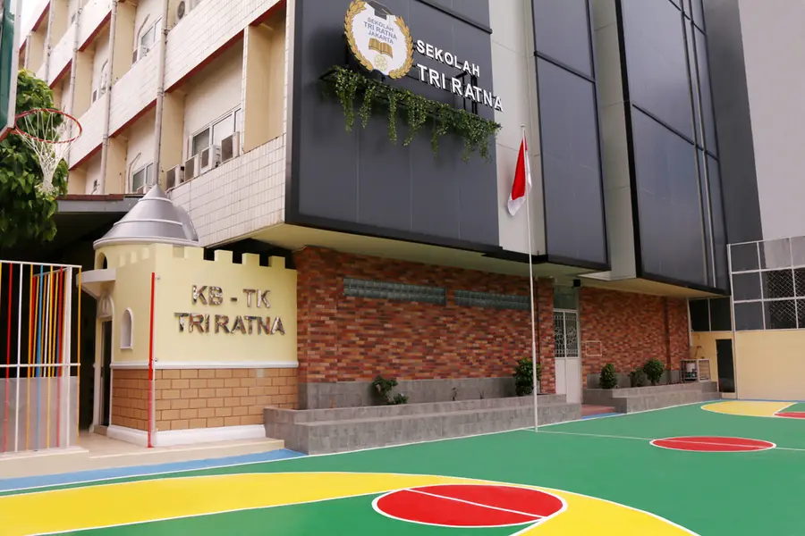 SMP TRI RATNA