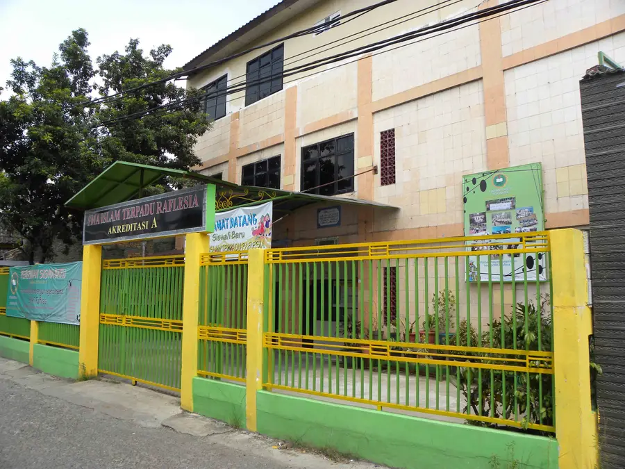 SMAS ISLAM TERPADU RAFLESIA
