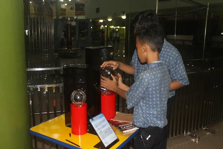 SMP AL AMANAH