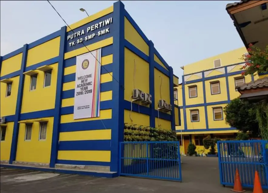 Foto Putra Pertiwi