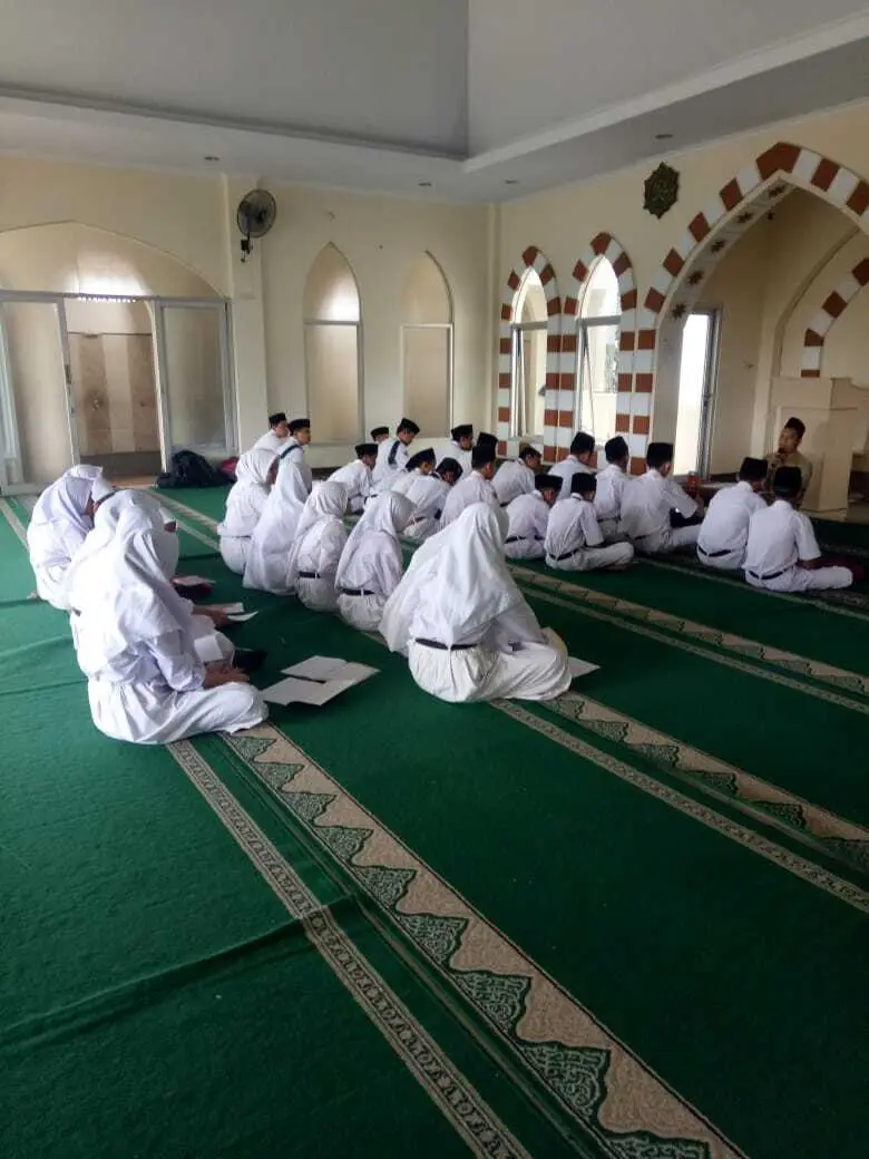 Foto SMP MAZROATUL ULUM