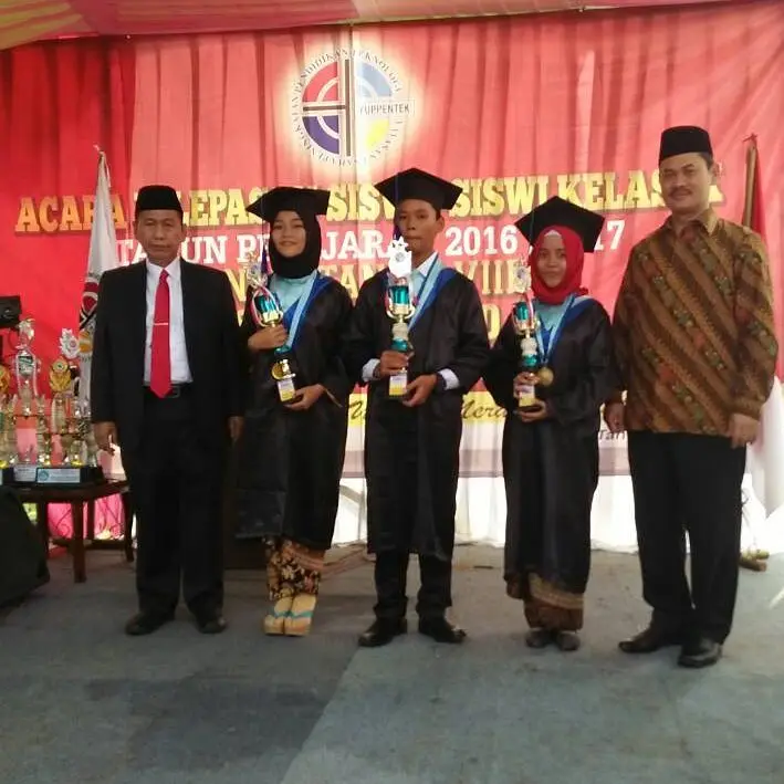 Foto SMP YUPPENTEK 4