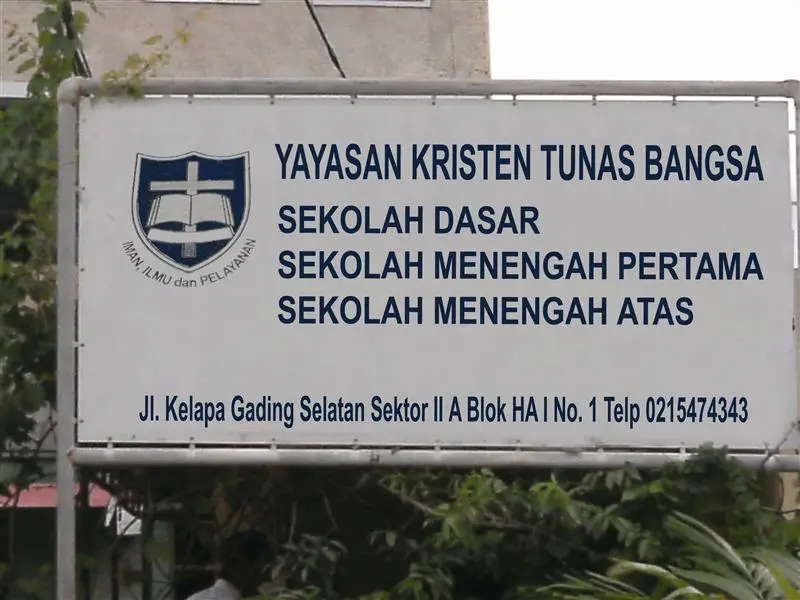 Foto Kristen Tunas Bangsa Gading Serpong