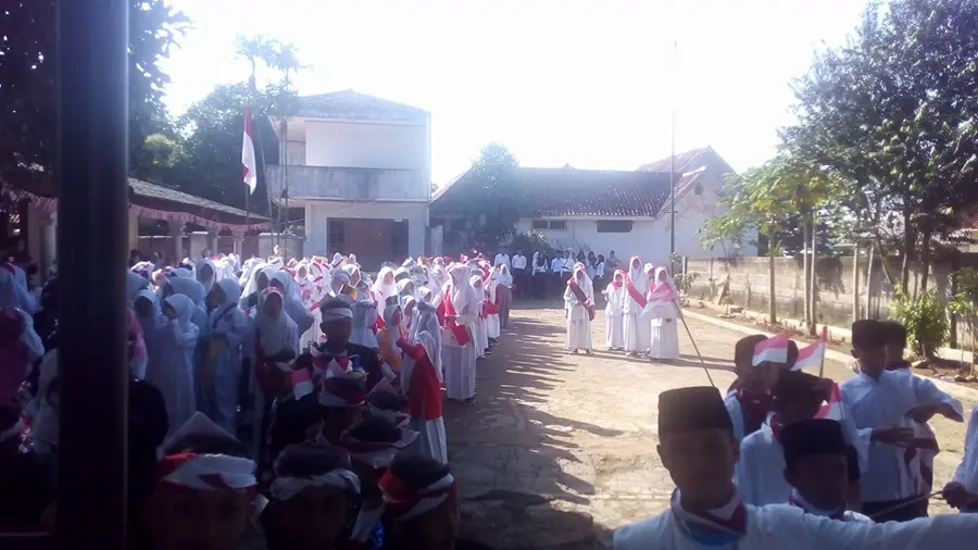 Foto SMP SWASTA PLUS DARUL HIKMAH