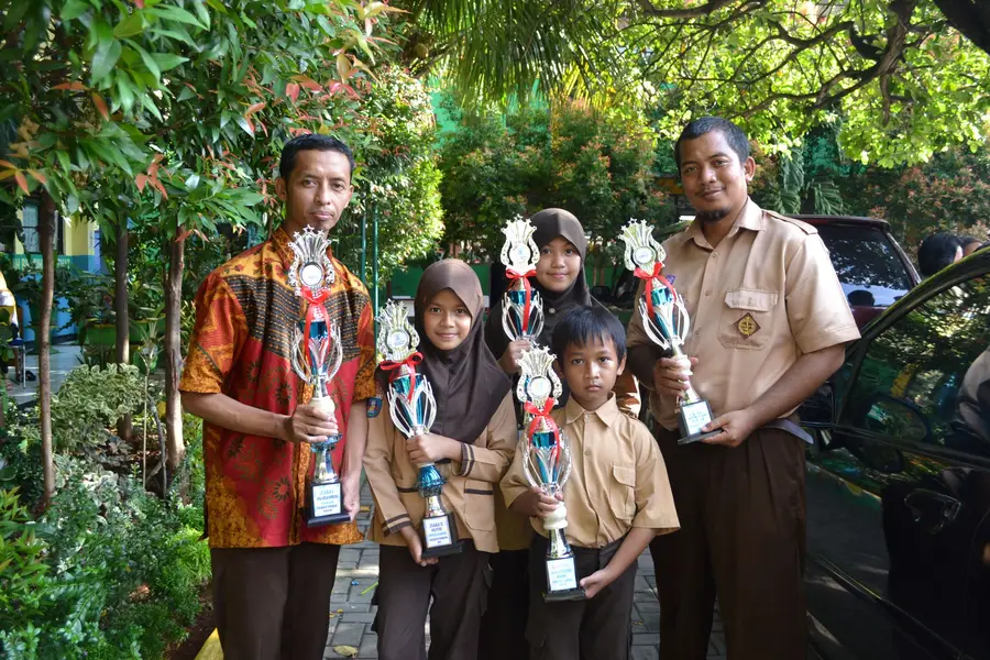 Foto SD ISLAM TERPADU LENTERA ILMU