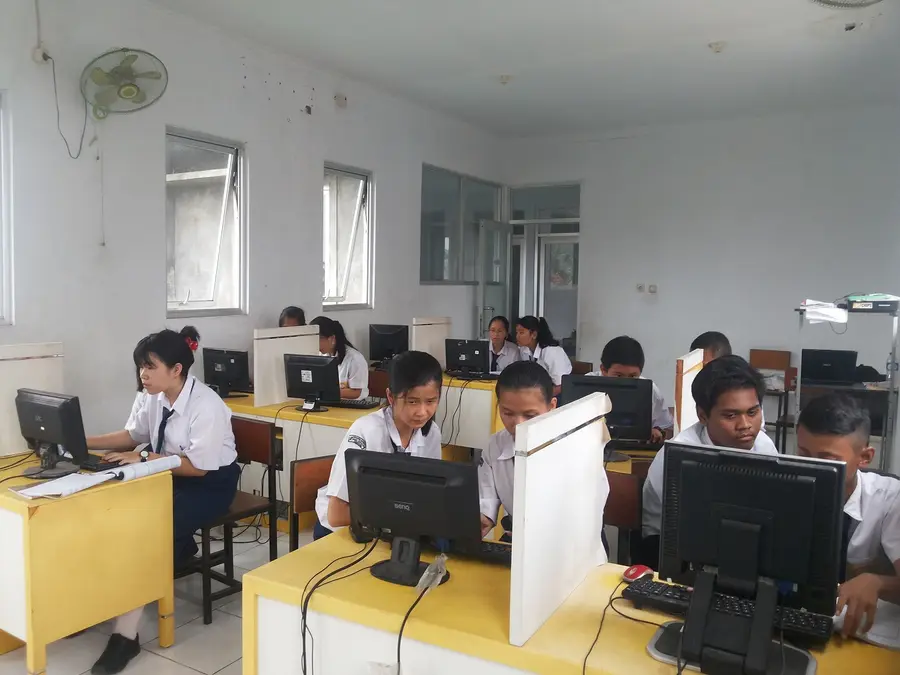 SMP HARAPAN BANGSA PERIUK