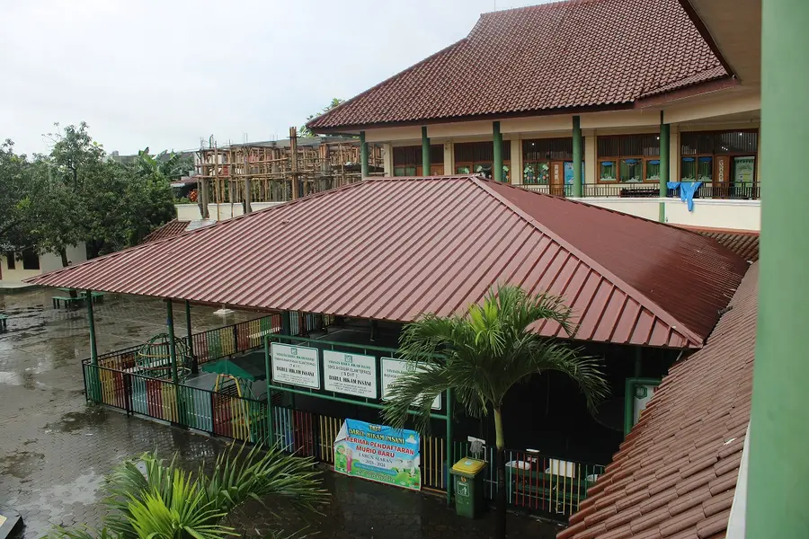 SDIT DARUL HIKAM INSANI
