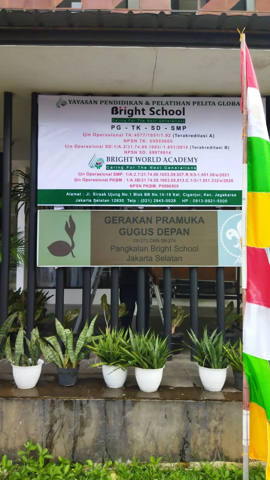 SMP BRIGHT WORLD ACADEMY