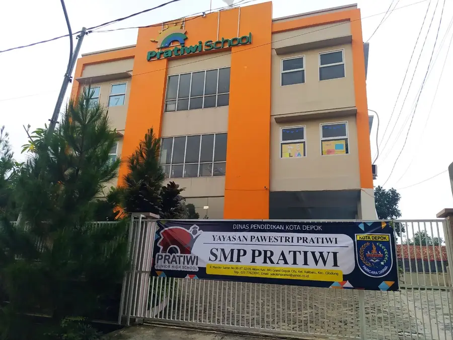 SMP PRATIWI JUNIOR HIGH SCHOOL