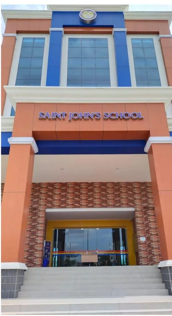 Foto Saint Johns School