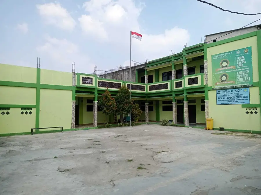 SMA AL-HADIID CILEUNGSI