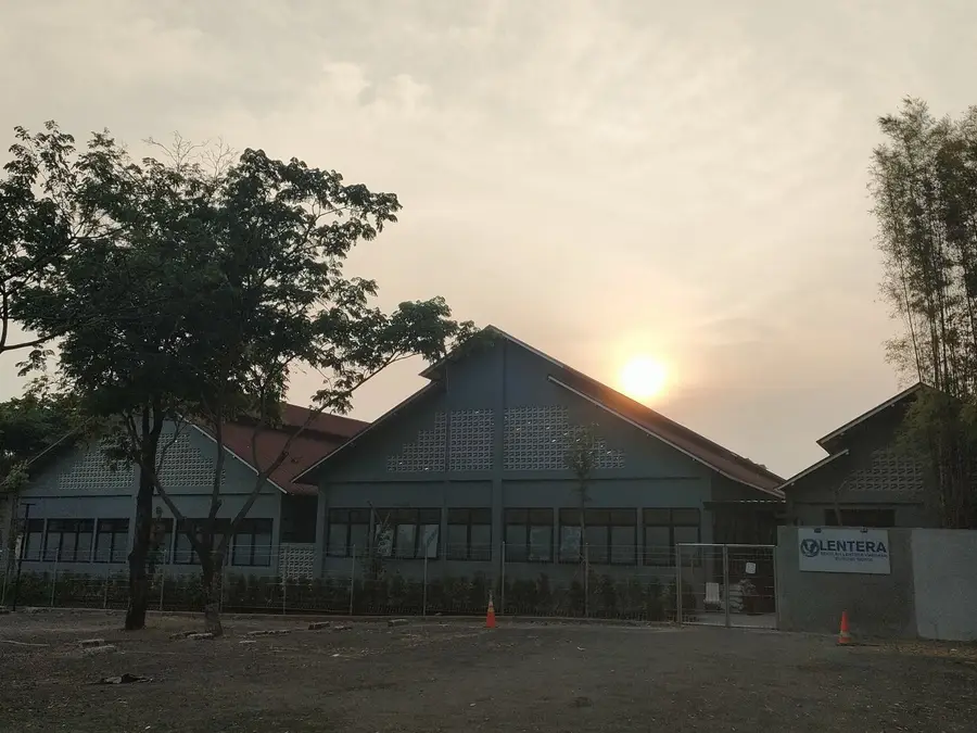 Foto Lentera Harapan Gunung Moria