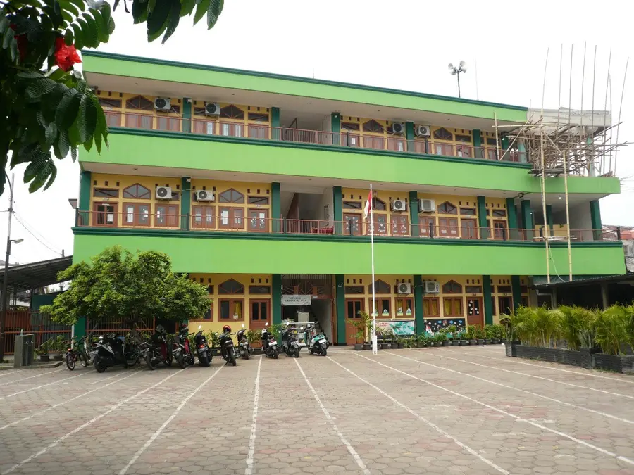 TK ISLAM AL-IHYA